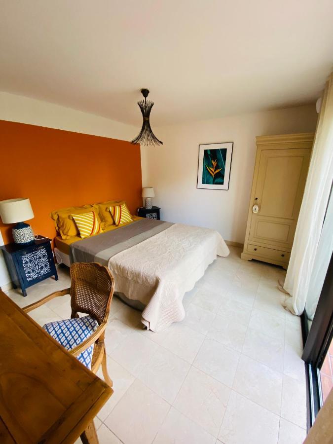 Chambre D Hote Entre Cigale Et Pagnol Apartamento Peypin Exterior foto